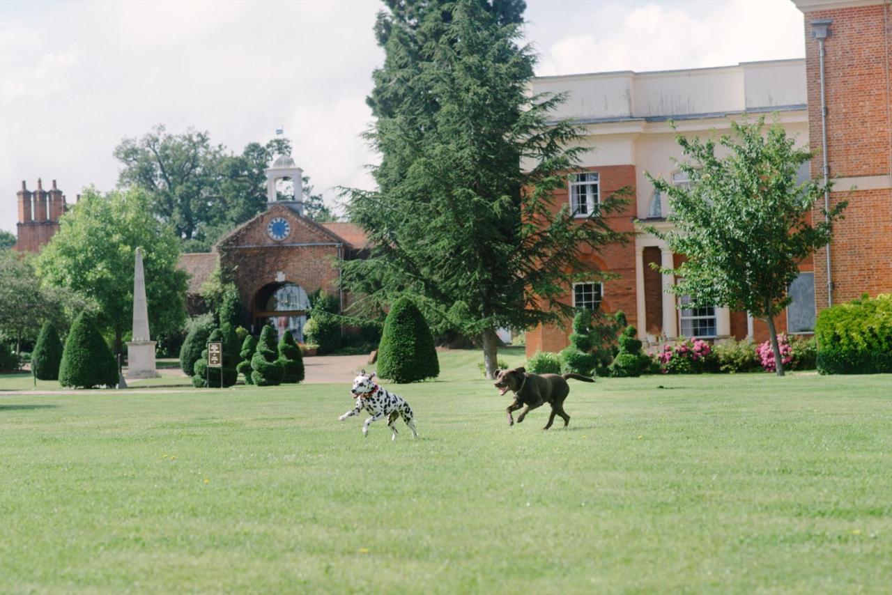 Four Seasons Hotel Hampshire Winchfield Exterior photo