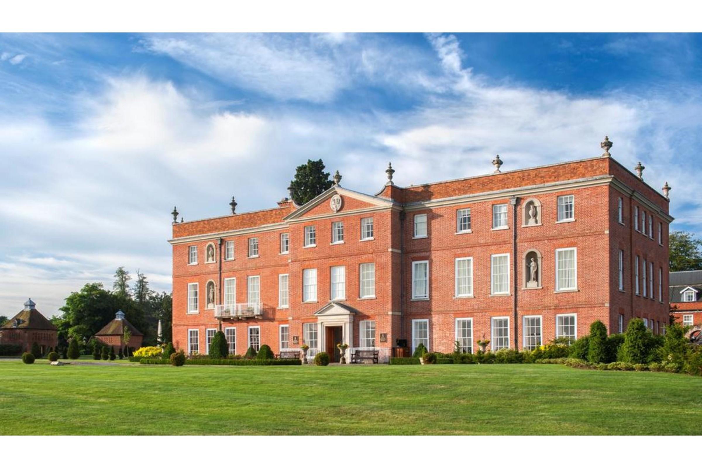 Four Seasons Hotel Hampshire Winchfield Exterior photo