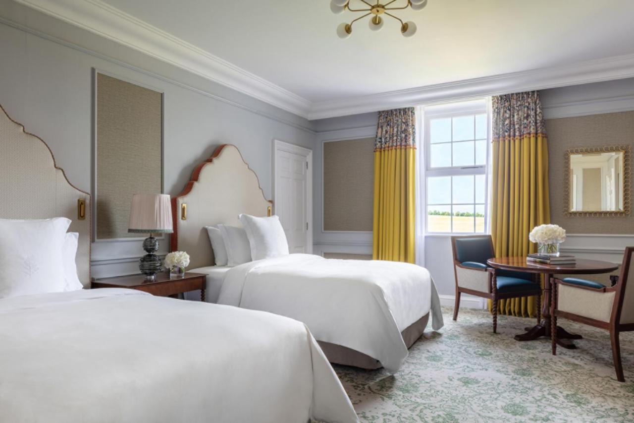 Four Seasons Hotel Hampshire Winchfield Exterior photo